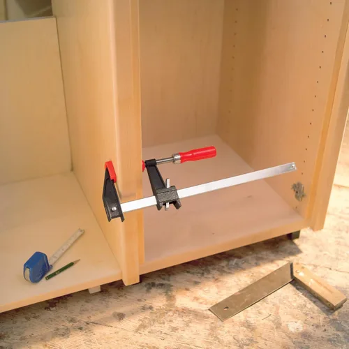 Vista 5 de Bessey GSCC2.506 - Abrazaderas de barra estilo embrague - 6 en 600 libras - Abrazaderas para carpintería con mango ergonómico, almohadillas que