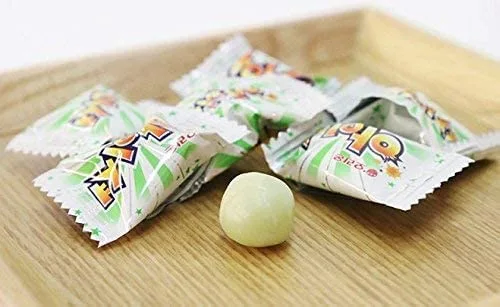 Vista 4 de Korean Orion Super Sour - Caramelo suave masticable Iciou sabor a manzana, 0.74 oz (paquete de 3)