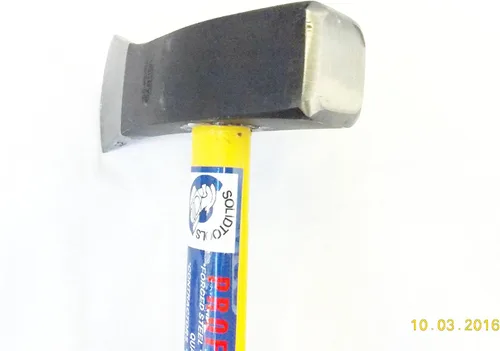 Vista 3 de Maul con patrón Stubby Fibra de vidrio handle- Mango para hacha