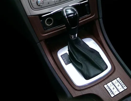 Vista 2 de Moyishi - Rollo de vinilo de grano de madera para el interior del automóvil, muebles de oficina y hogar, película de 11.8 x 39.4 pulgadas