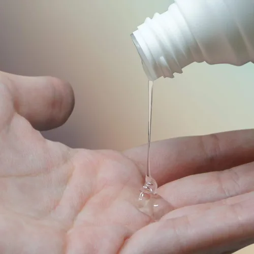 Vista 3 de pjur MED Natural Glide Lubricante 3.4 fl oz