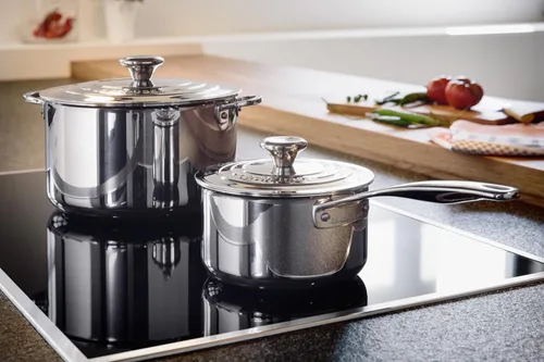 Vista 8 de Le Creuset Cacerola de acero inoxidable de tres capas de 2 cuartos de galón