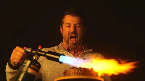 Vista 4 de POWERFUL SearPro Charcoal Torch Lighter - Cooking Gadgets - Sous Vide - Cooking Torch - Culinary Kitchen Torch - Flamethrower Meater Gun Lighter