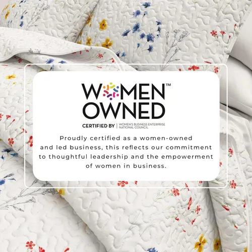 Vista 5 de Great Bay Home Marianne Collection - Juego de edredón de 3 piezas con fundas de almohada. Colcha reversible con diseño floral. Lavable a máquina.