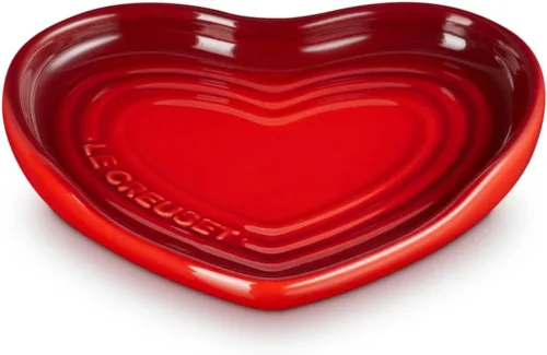 Le Creuset Soporte de cuchara en forma de corazón de gres, 5 pulgadas, color cereza