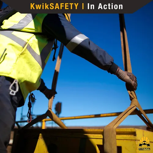 Vista 7 de KwikSafety - Charlotte, NC - Mighty Sumo 1”x 4’ Correa de elevación de eslinga de poliéster para construcción ASME OSHA / 3200lbs vertical 2550lbs