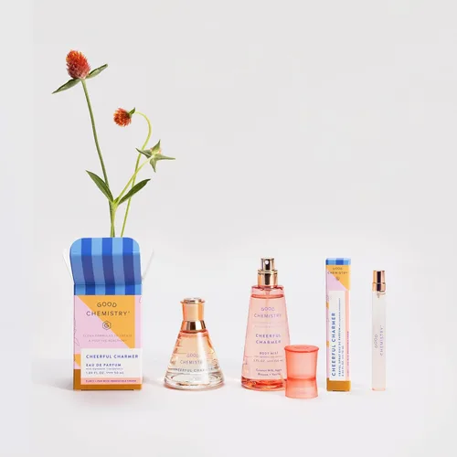 Vista 3 de Good Chemistry Eau de Parfume en espray de viaje Cheerful Charmer