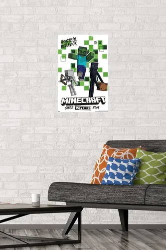 Vista 3 de Trends International Minecraft: 15th Anniversary - Póster de pared de comportamiento hostil, 22.4 pulgadas de largo x 14.7 W, versión enmarcada