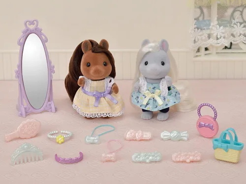 Vista 37 de Calico Critters Pony's Vanity Dresser Set, juego de casa de muñecas con figura y accesorios