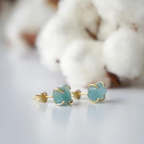 Vista 7 de Aretes de tuerca de cristal con piedra natal para mujer