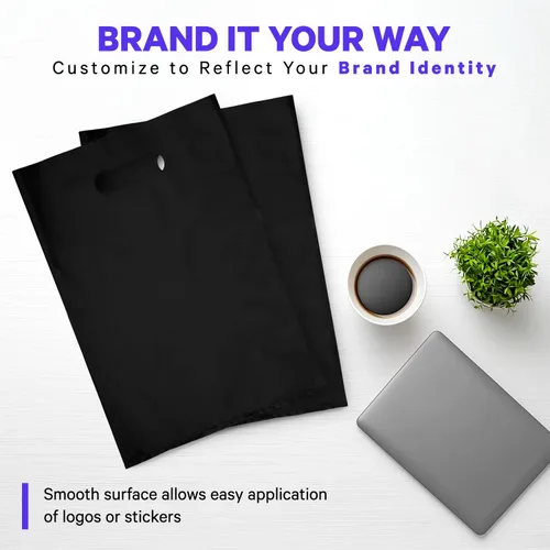 Vista 6 de Infinite Pack Bolsa de plástico con asa troquelada de 9 x 12 pulgadas, bolsas de plástico negro para mercancía, paquete de 100 unidades para venta
