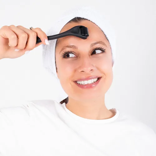 Vista 5 de Derma Roller para Cuerpo, Cabello y Cuero Cabelludo, 540 Microagujas de Titanio para Cuidado Dermatológico, Rodillo de Microagujas para Hombres