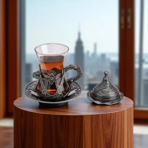 Vista 3 de Alisveristime Juego de 6 vasos de té turco hechos a mano Zamzam para servir vasos platillo y cuchara (negro)