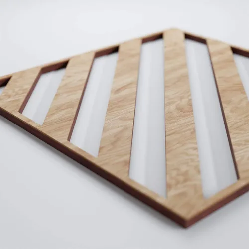 Vista 4 de 7 3/8"W X 7 3/8"H Rothwell extra pequeños decorativos Rothwell paneles de pared de madera calado, roble rojo