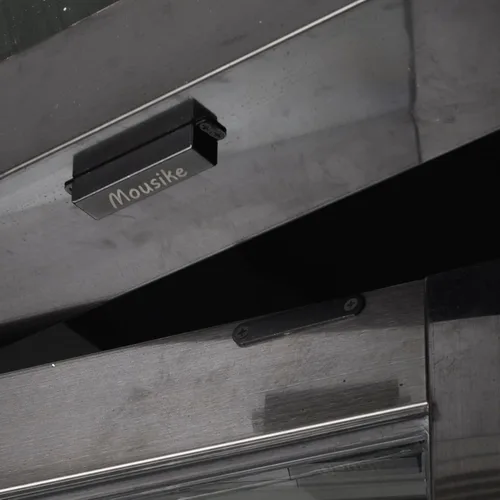 Vista 5 de Mousike Pestillo magnético para puerta, resistente de 90 libras, con fuerte magnético para cocina, armario, armario, puerta, cajón