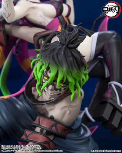 Vista 6 de TAMASHII NATIONS - Demon Slayer Kimetsu no Yaiba - Daki y Gyutaro figura FiguartsZERO