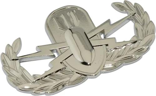 Vista 11 de Emblema de metal de la tripulación de la Fuerza Aérea