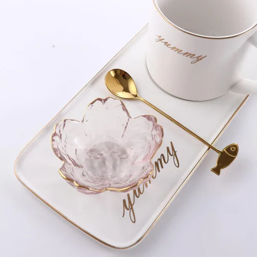 Vista 4 de Leadigol 2 platos de condimentos, pequeños platos de vidrio con flores rosas, cuencos de salsa de soja, cuenco decorativo con forma de flor