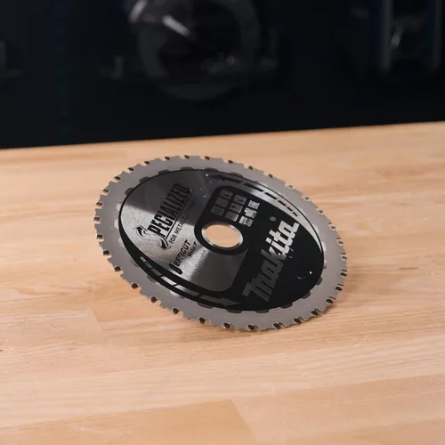 Vista 5 de Makita B-69244 Hoja de sierra de eficiencia máxima con punta de carburo 33T de 5-7/8 pulgadas, metal/uso general