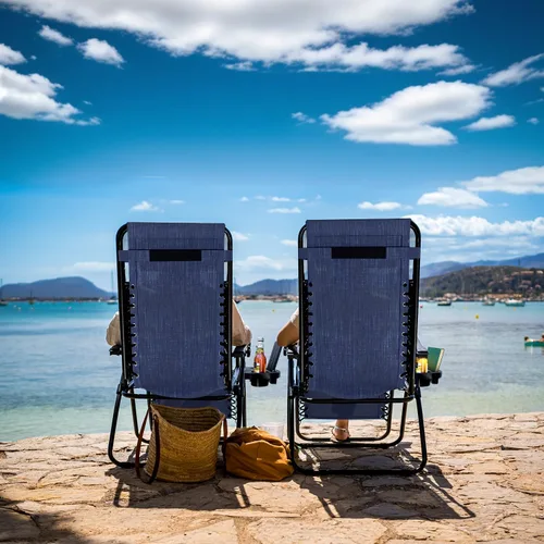 Vista 2 de Nestl Zero Gravity - Juego de 4 sillas de patio al aire libre con almohadas y bandejas portavasos, silla de campamento reclinable de malla de acero