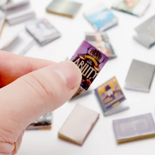 Vista 3 de 30 piezas de miniaturas a escala 1:12, libros para casa de muñecas, mini libros para decoración de casa pequeña