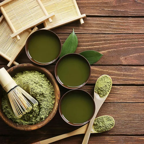 Vista 7 de Juego de 4 batidores de matcha, juego de té matcha de bambú con soporte para cuchara y batidor, batidor de matcha hecho a mano (Chasen)