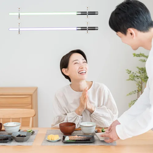 Vista 5 de UXCELL Estante de exhibición de sable de luz acrílico, soporte de espada montado en la pared para sable de luz, transparente