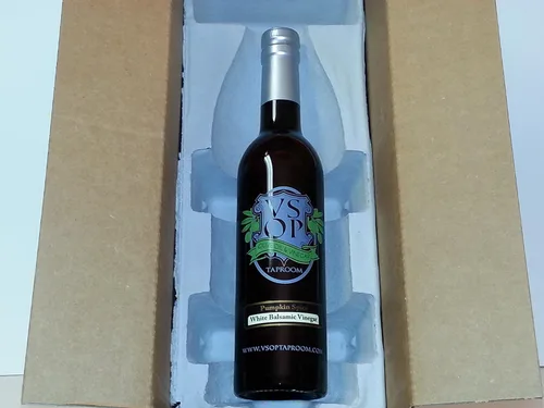 Vista 2 de VSOP Vinagre balsámico blanco envejecido con especias de calabaza de Módena (12.68 oz)