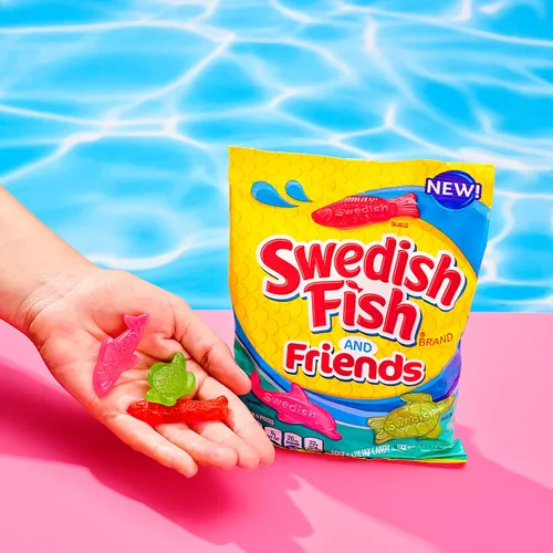 Vista 6 de SWEDISH FISH and Friends Soft & Chewy Candy, 8.04 onzas