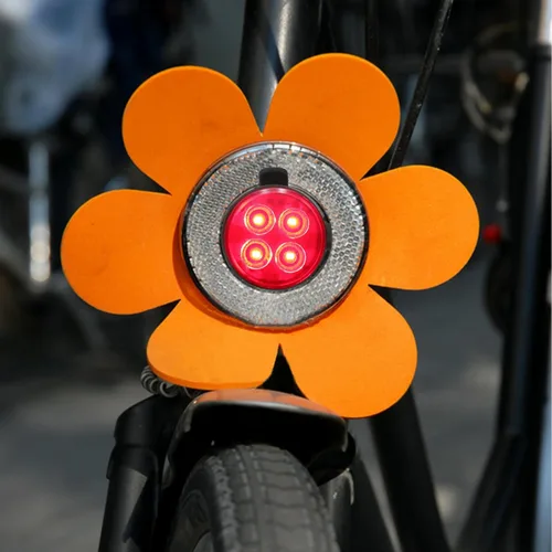 Vista 6 de Luxshiny Rechargeable Bicycle Lights Front and Rear Set USB Waterproof LED Bike Taillight and Headlight for Night Riding Safety Mountain Bike