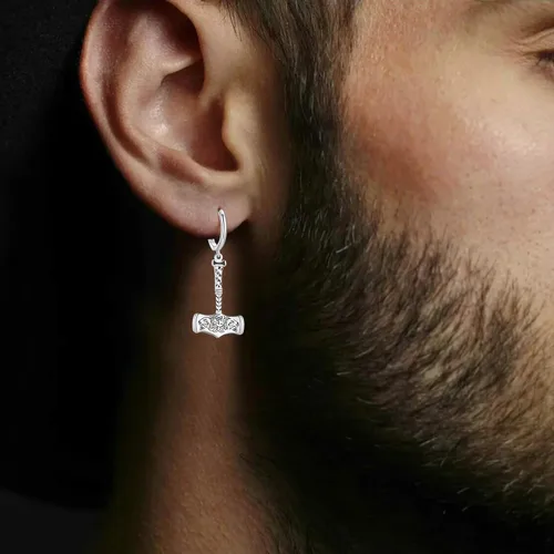 Vista 3 de KATHLU Aretes de aro con diseño de runas vikingas, espada de calavera, huesos de cruz de cráneo, punta de flecha, lanza valknutnudo de brujamartillo