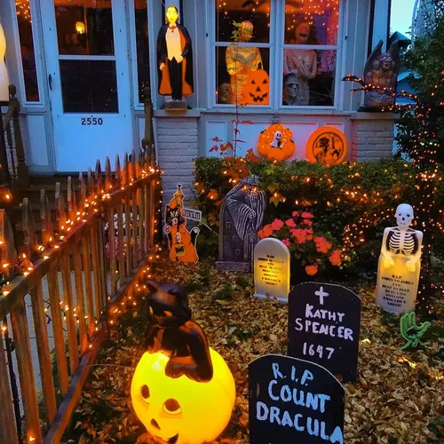 Vista 7 de Minetom Guirnalda de luces de Halloween para exteriores, 39 pies, 100 luces LED impermeables de Navidad con 8 modos de iluminación para Halloween