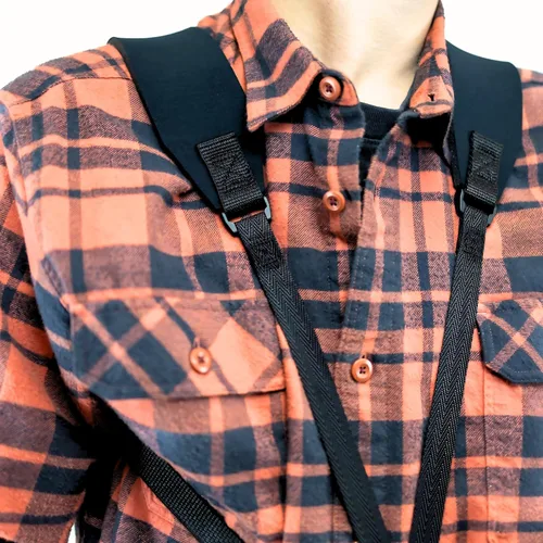 Vista 4 de Neotech Arnés suave – Arnés de hombro acolchado de neopreno para saxofón con gancho giratorio Soporte ajustable y cómodo – Regular, Negro