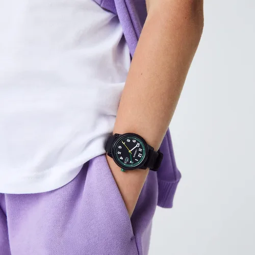 Vista 4 de Lacoste 12.12 Reloj de cuarzo TR90 para niños con correa de silicona, duradero, elegante y resistente al agua