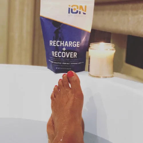 Vista 4 de Recarga de creatina iON: remojo avanzado de baño para atletas para un rendimiento sostenido y una recuperación rápida Con creatina para un cebado