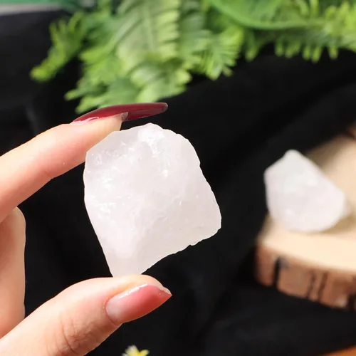 Vista 5 de Piedra de cuarzo transparente áspera de 1 libra, piedra de cristal de cuarzo en bruto para cabina, pulir, cortar, lapidario, pulido, curación