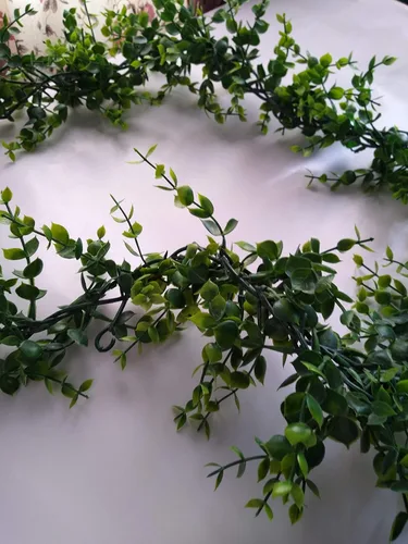 Vista 2 de Boxwood Garland Greenery for Wedding Reception Table, Fireplace Mantel, Parties, 5.5 Feet Long