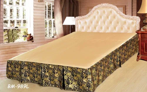 Vista 3 de Tache - Elegante falda de cama con volantes y rosas doradas, tamaño King