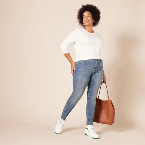 Vista 7 de Tienda Essentials - Camiseta de manga larga con cuello redondo para mujer, ajuste clásico (disponible en tallas extragrandes)