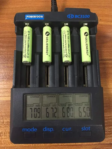 Vista 9 de Pilas de luz solar AAA Triple A NIMH 600mAh 1.2V recargables para luces de jardín remotos ratones (12 unidades)