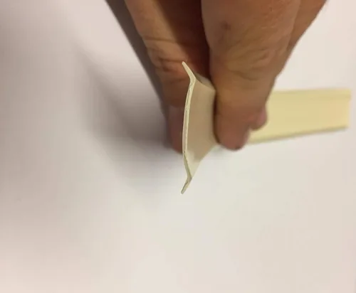 Vista 4 de Automotive Authority Moldura de Inserción de Vinilo Blanco Colonial de 1" Cubierta de Tornillo para Caravana RV Autocaravana Remolque de Viaje