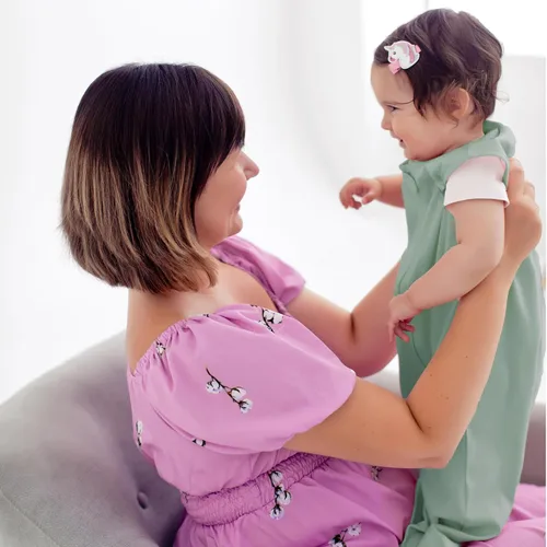 Vista 106 de Mama Cheetah Saco de dormir para bebé de 0.5 TOG, Manta portátil de algodón orgánico para bebé con cremallera bidireccional, Saco de dormir