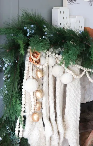 Vista 4 de Campana de cascabel vintage para boda, patio, campanas de vaca, campanas de hierro forjado, campanas hechas a mano, acabado de latón, cuerda