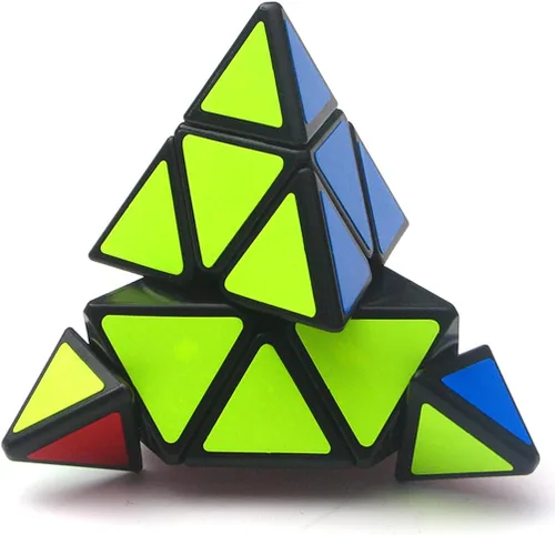 Vista 2 de TANCH QIYI Pirámide Speed Cube 3X3 Triángulo Magic Cube Puzzle Toy (negro)