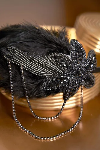 Vista 5 de BABEYOND Diadema con cuentas de plumas de los años 20, accesorio para el cabello de Gatsby de los años 20 (negro)
