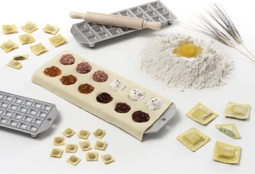 Vista 2 de Paderno World Cuisine Máquina de ravioles de 12 piezas con rodillo, gris