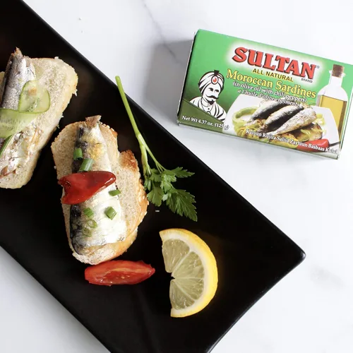 Vista 6 de Sultan Sardinas marroquíes de temporada en aceite de oliva, 100% natural, altas proteínas, sin aditivos, sin conservantes, paleo, carnívoro, apto
