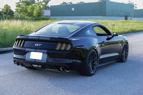 Vista 2 de WOLFSORM - Luz trasera LED para Ford Mustang 2015-2023 con diseño dinámico de giro giratorio, montaje de repuesto de luz trasera LED WOLFSORM Ford