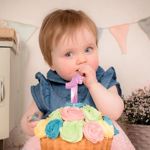 Vista 3 de Vela de número de corona de 3 pulgadas, vela rosa 5 en forma de diamante 3D, diseño de corona, vela de cumpleaños adecuada para fiestas