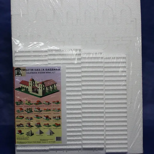 Vista 2 de California Mission Santa Barbara Model Kit – Proyecto escolar de historia de la misión española para niños